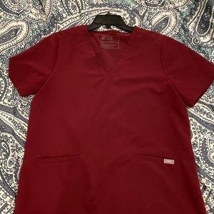 FIGS casma top, Zamora bottom lBurgundy LARGE